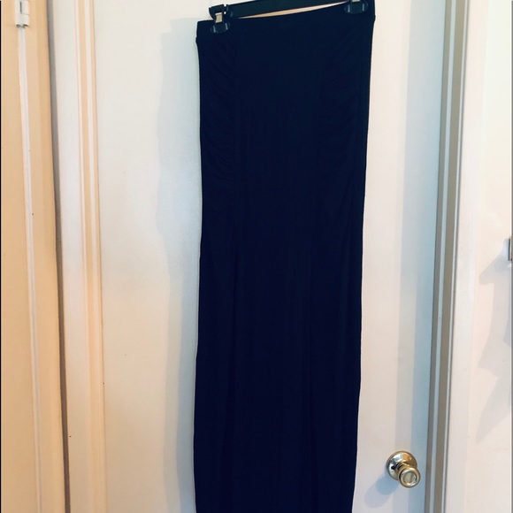 🌸 Long double Slit Skirt 🌸 - Picture 1 of 5